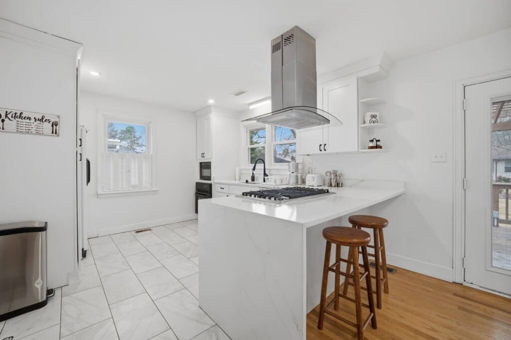 6MdSN2b3SAF7l6l7601H1E4HHIUOFw8KmYlOLoY0.jpg