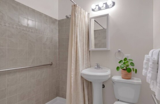 GV7AGadGjKDhUx4frYG3wtIyIWpWLDxfgBUi8RIx.jpg